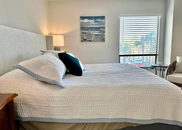 Apartment 440 West 304-n Direct Gulf Front And Waterside Pool Clearwater Beach