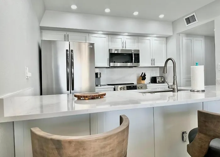 440 West 304-n Direct Gulf Front And Waterside Pool * Clearwater Beach