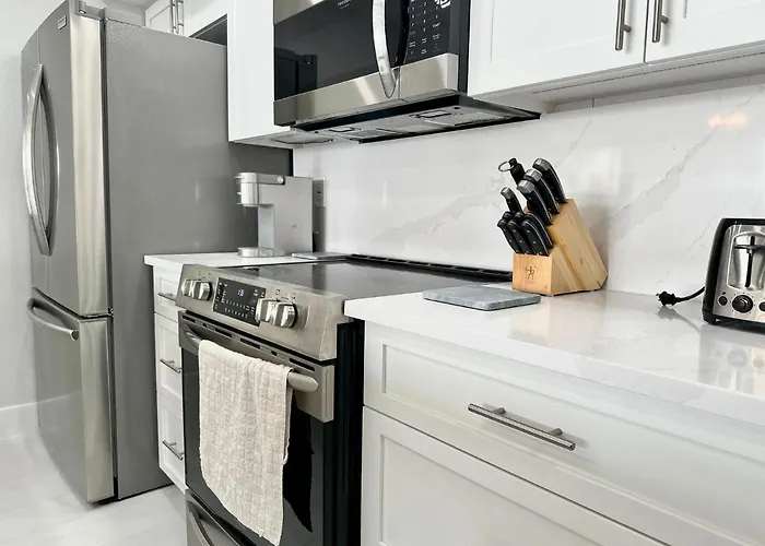 440 West 304-n Direct Gulf Front And Waterside Pool *